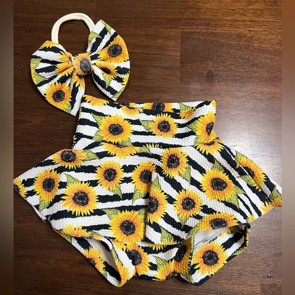 Skirted bummie and bow set.